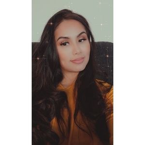 Meet your Posher, Elizabeth